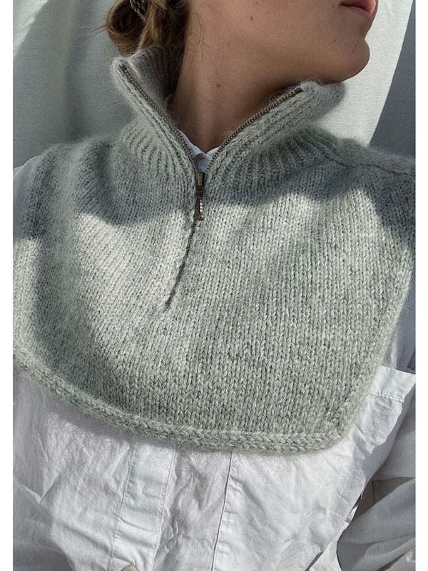 Zipper Neck 