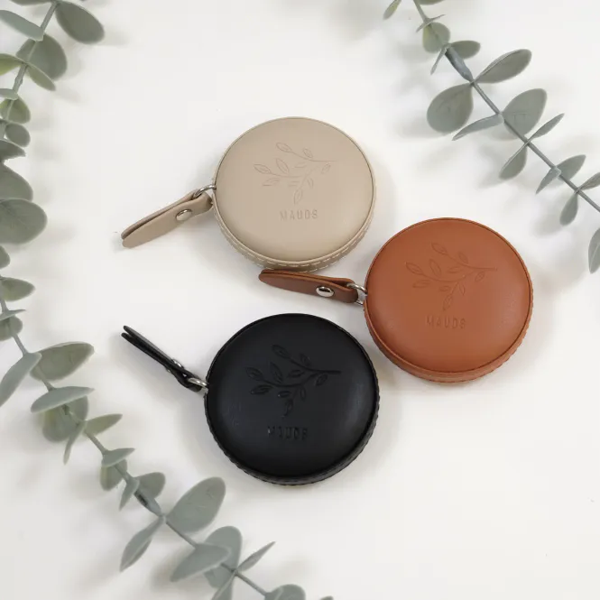 Hovedbilde Målebånd i skinnimitasjon